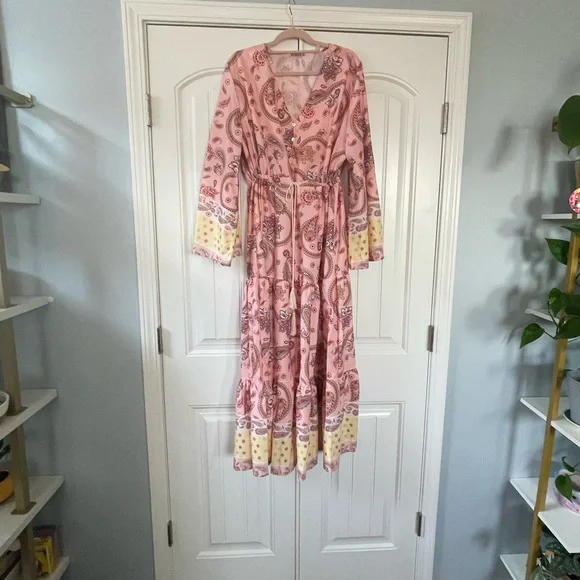 Paisley Pink and Yellow Women's Maxi Dress size 14-16 - Picture 4 of 5